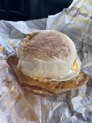 Grilled chicken, egg and cheese English muffin