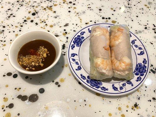 Pork and shrimp spring roll.