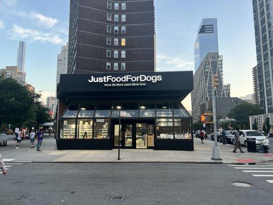 New JustFoodForDogs Kitchen in Lincoln Center, New York.