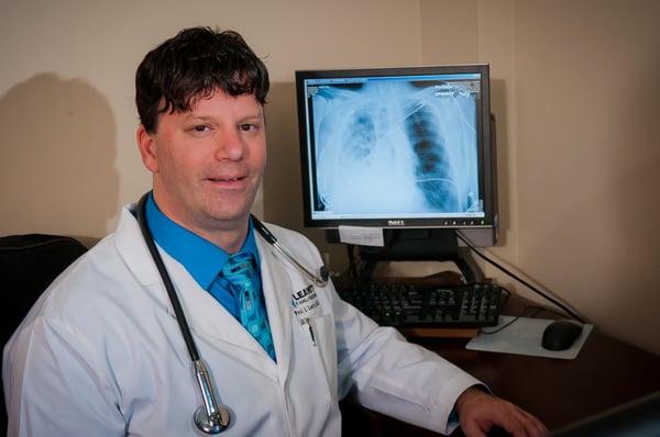 Dr. Paul Leavitt, Voted Best Physician in Sumner County, Board Certified Family Doctor