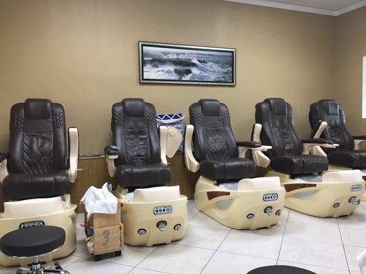 Comfortable massage chairs