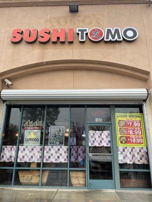 Sushi Tomo San Bernardino Off of University Parkway