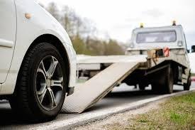 Flatbed / Wheel Lift Services in Omaha NE | 724 Towing Service Omaha | http://www.towingserviceomaha.com/