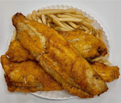 Three-piece waiting fish with fries