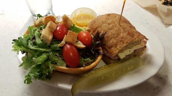 1/2 Sampler sandwich & 1/2 salad w/citrus vinaigrette dressing.  A great light lunch on a rainy Oct. afternoon.