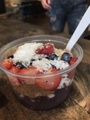 Acai bowl