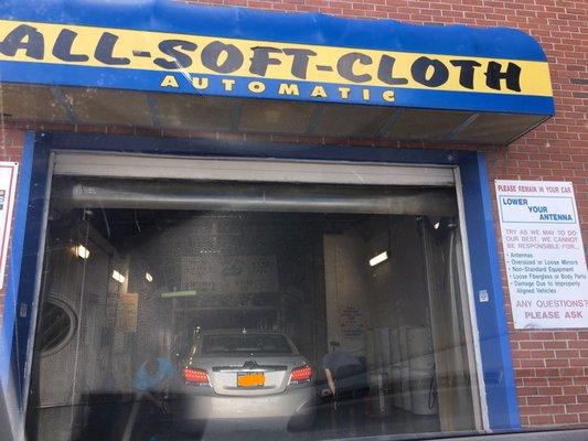 All soft cloth automatic car wash