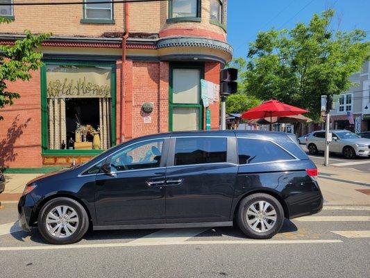 Yellow cab company in Oyster Bay