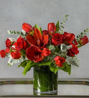 scarlet red Flower delivery to Lake Oswego, Tigard, Tualatin, west Linn and Portland metro