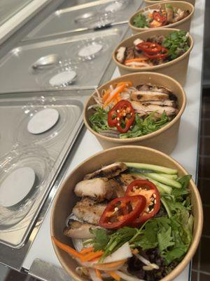 Grilled chicken vermicelli bowl