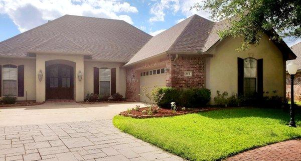 Just hit the market! 419 Magazine Court, Bossier City, La
Call, email, or text me for more information or a private showing!