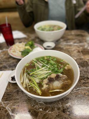 Oxtail pho