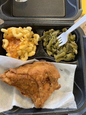 Mac n Cheese, fried chicken breast, green beans