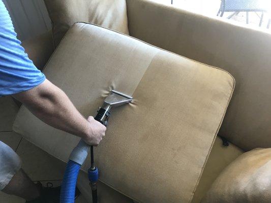 Steam Cleaning upholstery in West Palm Beach, FL