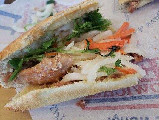 Grilled chicken banh mi