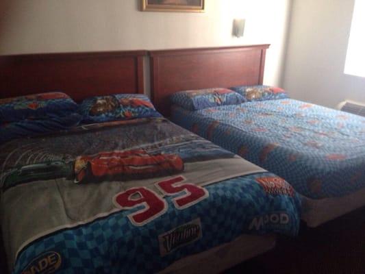 These my my nephew's full sized Cars bedding. These are not Queen sized beds.