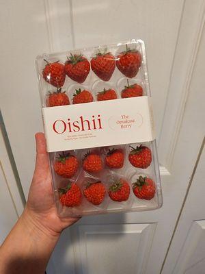 Oishii strawberries