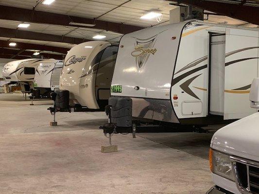 We can help you sell your camper with our one-of-a-kind Consignment Program. For more details: https://www.red10rv.com/consign-your-rvs-deal