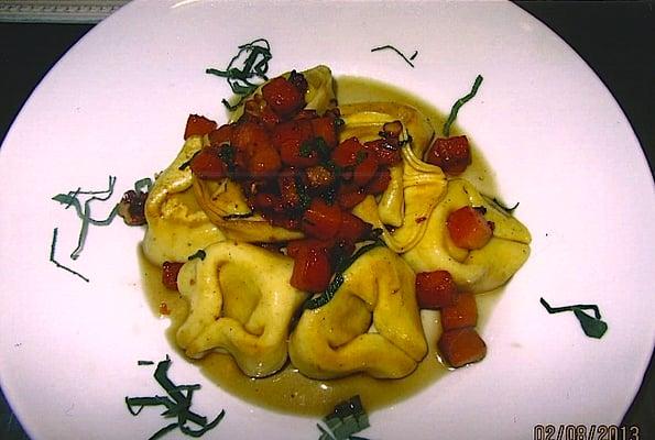 Tortelloni, Beurre Noisette, Concasse Tomatoes