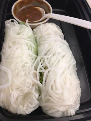 This is the Goi Cuon Tom - Shrimp Summer Roll.. do you see any shrimp? It's all noodles and some lettuce. Avoid