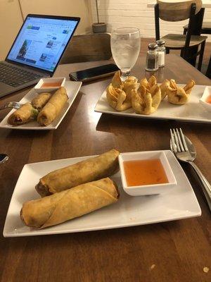 Egg roll and crab Rangoon