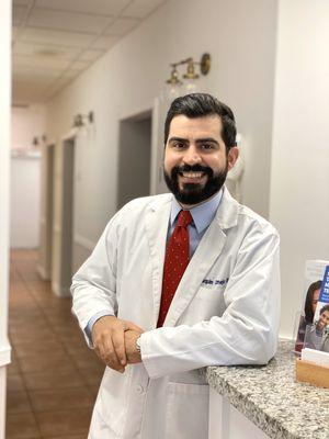 Dr. Camejo