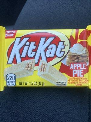 Apple pie flavor Kit Kat