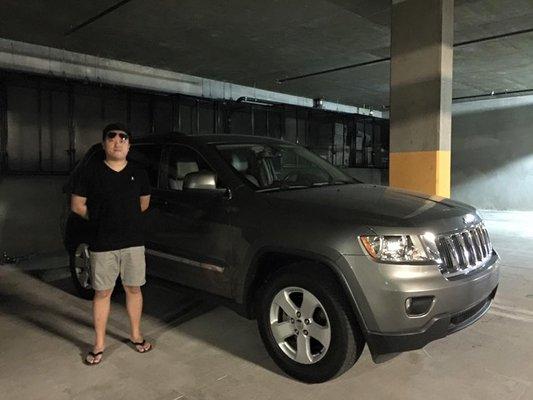 Thanks Yifu for selling us your 2012 Jeep Grand Cherokee!