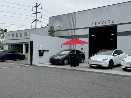 Service center entrance