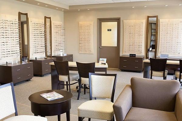 Comfortable and beautiful optical and reception area.