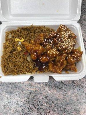 Sesame Chicken Lunch Special 
 only $5.15