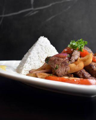 Lomo Saltado!