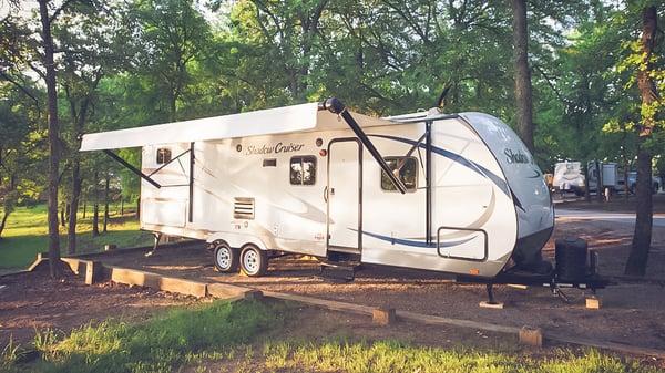 28ft travel trailer with queen bed, quad bunk and super slide