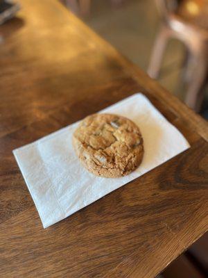 Chocolate Chip Cookie