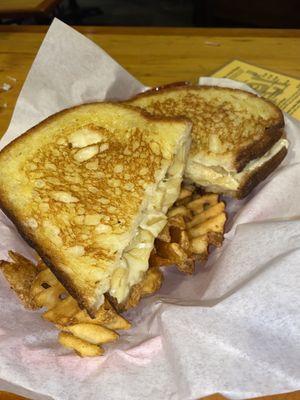 Grilled cheese Homemade Mac and Cheese