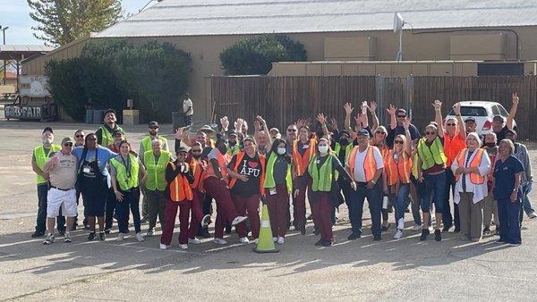 Thanksgiving Food distribution in Victorville for the Victor Valley Rescue Mission