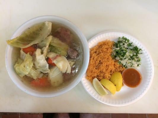 Caldo de res Lunes y Jueves