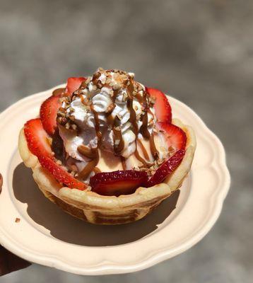 Minnie waffle bowl