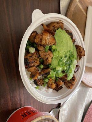 Chicken bowl with avocado