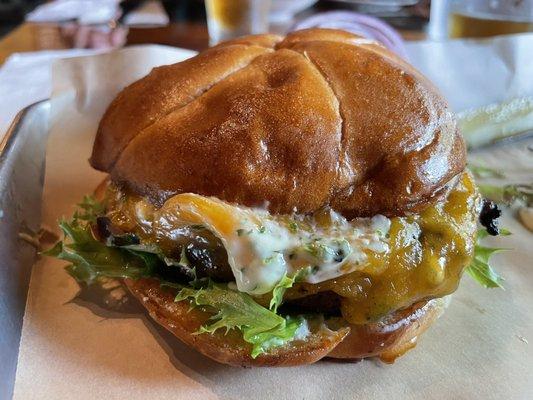 Kaweah burger - delicious!