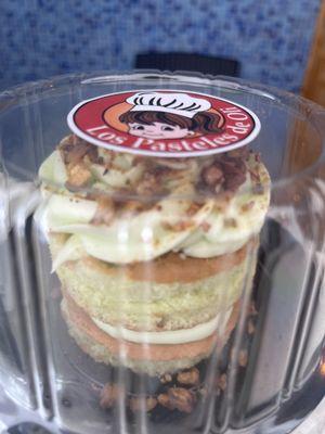 Pistachio Cake   (Individual)