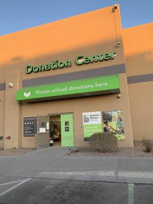 Donation center 4/2022