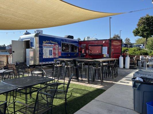 Two good trucks.  Maria's Taqueria open on Sunday.  Wubba's not.