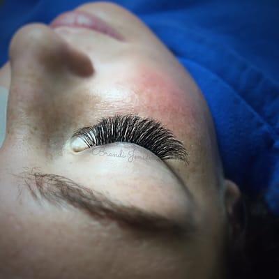 Volume lashes