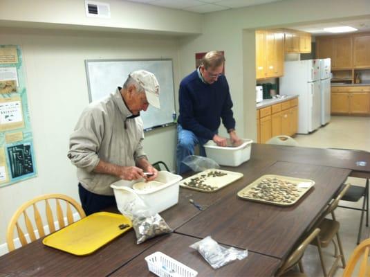 Learning to clean and process artifacts from archaeological sites