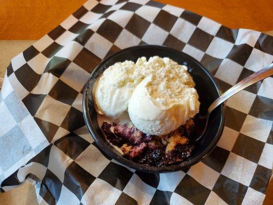 Blackberry cobbler