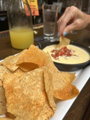 Chips and queso