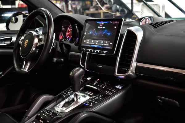 2014 Porsche Cayenne Turbo S with an Alpine iLX-F309 and an Escort Max CI360.