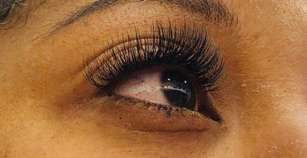 Hybrid Lashes