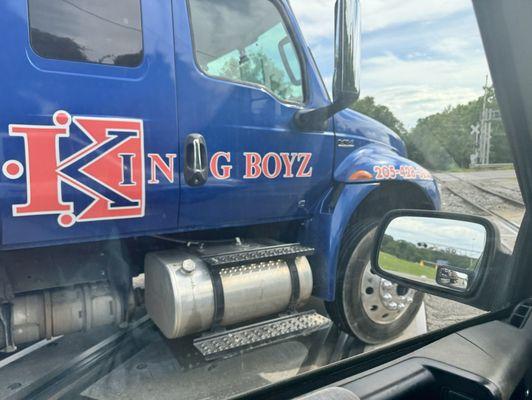 King Boyz Tow Truck